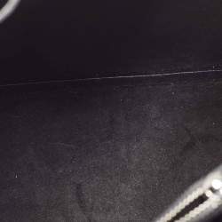 مملوكة مسبقًا Louis Vuitton Black Epi Leather NeoNoe MM Bag