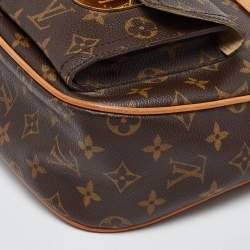مملوكة مسبقًا Louis Vuitton Brown Monogram Canvas Hudson GM Bag