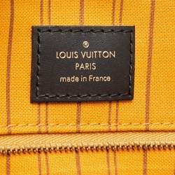 Pre Owned Louis Vuitton Black Monogram Giant Jungle Canvas Onthego GM Bag