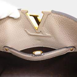 Louis Vuitton Beige Leather MM Capucines Top Handle Bag