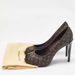 مملوكة مسبقًا Louis Vuitton Brown Monogram Canvas Peep Toe Pumps Size 35.5