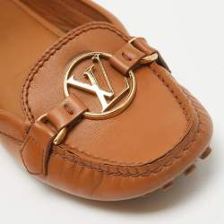 Pre Owned Louis Vuitton Brown Leather Dauphine Slip On Loafers Size 35
