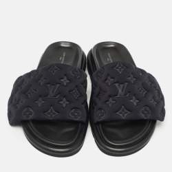 مملوكة مسبقًا Louis Vuitton Black Monogram Nylon Velcro Flats Slides Size 38