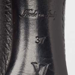 Louis Vuitton Black Leather Embellished Slide Sandals Size 37