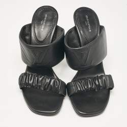 Louis Vuitton Black Pleated Leather Slide Sandals Size 38.5