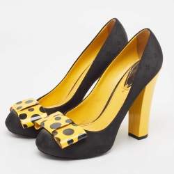 Louis Vuitton Black/Orange Canvas and Patent Leather Pumps Size 40