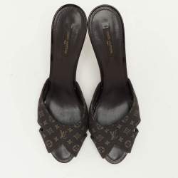 Louis Vuitton Brown Min Lin Canvas and Patent Leather Slide Sandals Size 40