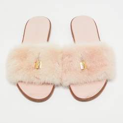 مملوكة مسبقًا Louis Vuitton Pink Mink Fur Lock It Flat Slide Sandals Size 37