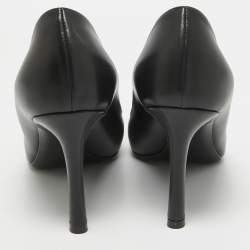 Louis Vuitton Black Leather Heartbreaker Pumps Size 41