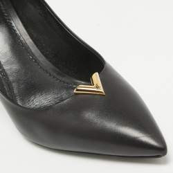 Louis Vuitton Black Leather Heartbreaker Pumps Size 41