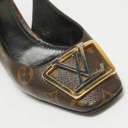 Pre Owned Louis Vuitton Brown Canvas Madeleine Block Heel Pumps Size 39