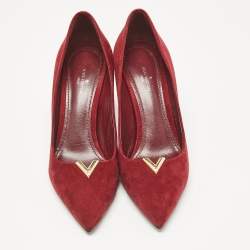 Pre Owned Louis Vuitton Burgundy Suede Heart Breaker Pointed Toe Pumps Size 37
