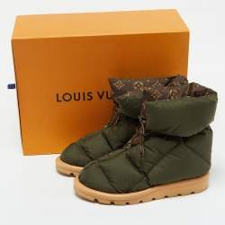 مملوكة مسبقًا Louis Vuitton Olive Green Fabric Pillow Comfort Ankle Boots Size 36