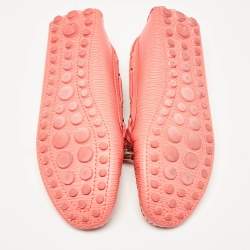 مملوكة مسبقًا Louis Vuitton Orange Epi Leather Bow Slip On Loafers Size 37