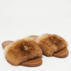Pre Owned Louis Vuitton Brown/Beige Mink Fur Lock It Flat Slides Size 40