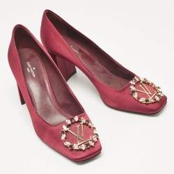 مملوكة مسبقًا Louis Vuitton Burgundy Satin Crystal Embellished Madeleine Pumps Size 38
