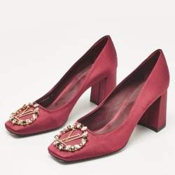 مملوكة مسبقًا Louis Vuitton Burgundy Satin Crystal Embellished Madeleine Pumps Size 38