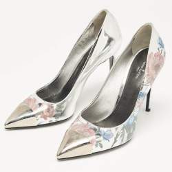 Louis Vuitton Silver Patent Leather Chérie Pointed Toe Pumps Size 38.5