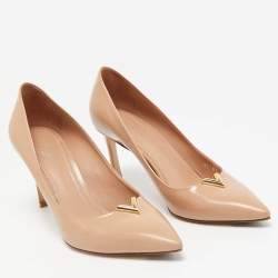 Louis Vuitton Beige Leather Heartbreaker Pointed Toe Pumps Size 38.5