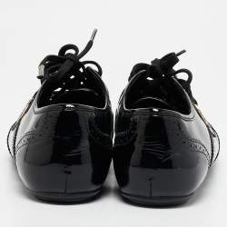 مملوكة مسبقًا Louis Vuitton Black Patent Leather Low Top Brogue Sneakers Size 38