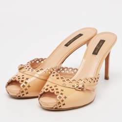 Louis Vuitton Beige Patent Leather Cut Buckle Detail Slide Sandals Size 38