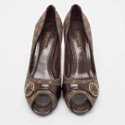 مملوكة مسبقًا حذاء كعب عالي لوي فيتون كانفاس إيديل مونوغرامي وجلد لامع مقدمة مفتوحة مقاس 38