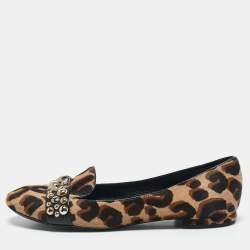 مملوكة مسبقًا حذاء سموكينغ مزخرف لوي فيتون شعر عجل أسود/بني مقاس 38.5