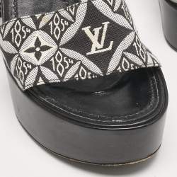 مملوكة مسبقًا صندل لوي فيتون بلاتفورم مونوغرام جاكار أسود سيولويت مقاس 40