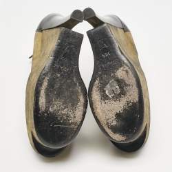 Louis Vuitton Gold/Black Leather and Patent Leather Wedge Pumps Size 38.5
