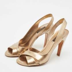 Pre Owned صندل لوي فيتون باربارا سيور متعاكسة فتحة كعب جلد لامع ذهبي مقاس 37.5