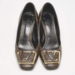 Louis Vuitton Monogram Canvas Medallion Pumps Size 37