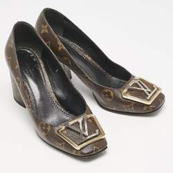 Louis Vuitton Monogram Canvas Medallion Pumps Size 37