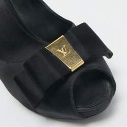 Louis Vuitton Black Satin Peep Toe Platform Pumps Size 40.5