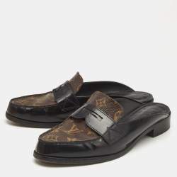Louis Vuitton Brown/Black Monogram Canvas and Patent Leather Academy Loafer Mules Size 39.5