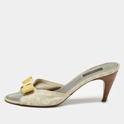 Louis Vuitton Yellow/Cream Monogram Fabric and Patent Leather Bow Slide Sandals Size 39.5