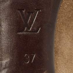 Pre Owned Louis Vuitton Green  Suede Heart Breaker Pointed Toe Pumps Size 37