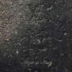 مملوكة مسبقًا صندل سلايد لوي فيتون لوك إيت كانفاس مونوغرامي بني مقاس 38 