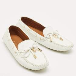 Pre Owned Louis Vuitton White Monogram Empreinte Leather Gloria Loafers Size 38