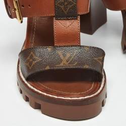 Pre Owned صندل لوي فيتون ستار ترايل كانفاس مونوغرامي و جلد لامع أسود مقاس 35