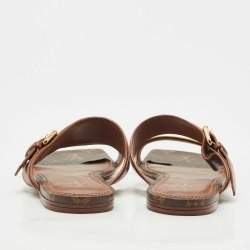 مملوكة مسبقًا Louis Vuitton Brown/Gold Leather and Monogram Canvas Buckle Flat Sandals Size 41