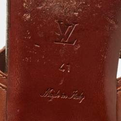 مملوكة مسبقًا Louis Vuitton Brown/Gold Leather and Monogram Canvas Buckle Flat Sandals Size 41