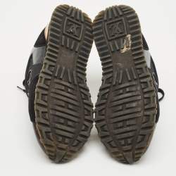 مملوكة مسبقًا حذاء رياضي لوي فيتون "رن أواي" بنمط دانتيل بني/أسود في قماش المونوغرام وسويدي مقاس 36