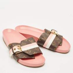 مملوكة مسبقًا Louis Vuitton Brown Monogram Canvas Buckle Bom Dia Flat Slides Size 39
