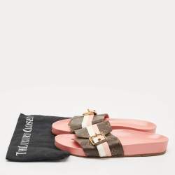 مملوكة مسبقًا Louis Vuitton Brown Monogram Canvas Buckle Bom Dia Flat Slides Size 39