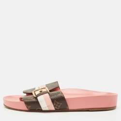مملوكة مسبقًا Louis Vuitton Brown Monogram Canvas Buckle Bom Dia Flat Slides Size 39