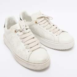 Pre Owned حذاء رياضي لويس فيتون "تايم أوت" جلد أبيض مزخرف بشعار الماركة مقاس 38