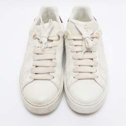 Pre Owned حذاء رياضي لويس فيتون "تايم أوت" جلد أبيض مزخرف بشعار الماركة مقاس 38