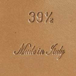 مملوكة مسبقًا Louis Vuitton Cream/Brown Patent And Monogram Leather Key West Flat Sandals Size 39.5