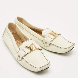Pre Owned Louis Vuitton Cream Leather Monte Carlo Loafers Size 39