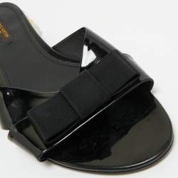 Pre Owned حذاء سلايد فلات لوي فيتون جلد لامع أسود مع فيونكة مقاس 41